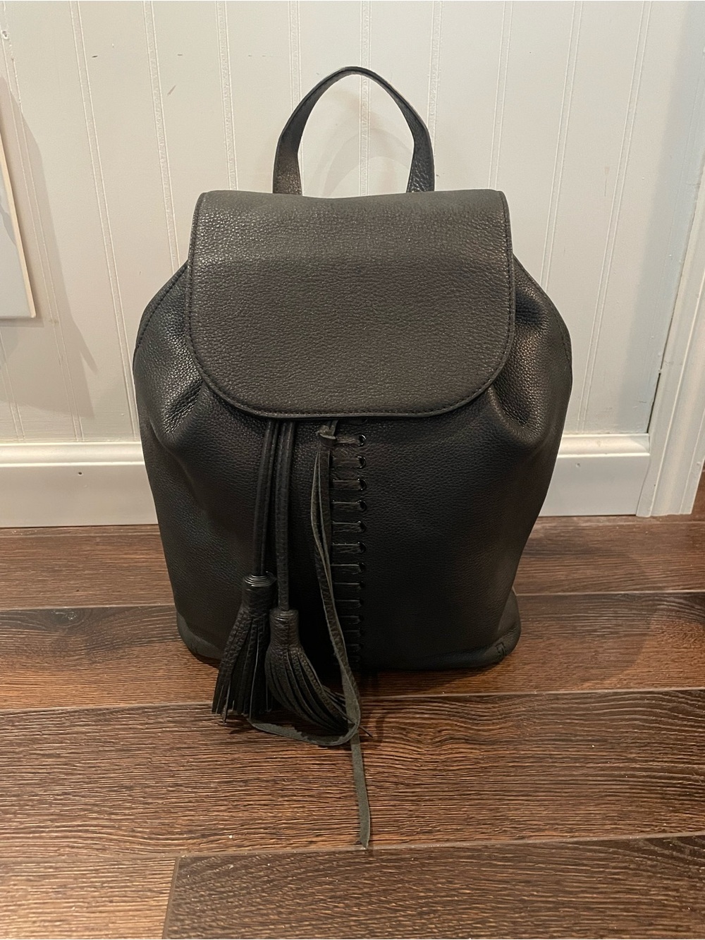 Rebecca Minkoff Moto 100% Genuine Pebbled Leather Backpack Bohemian in Black - Picture 2 of 14